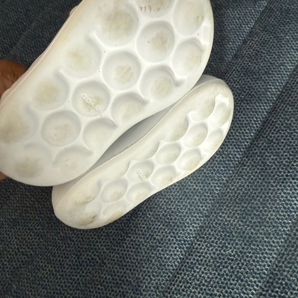 Adidas White and Black Sneakers with Velcro Straps - Picture 5 of 7